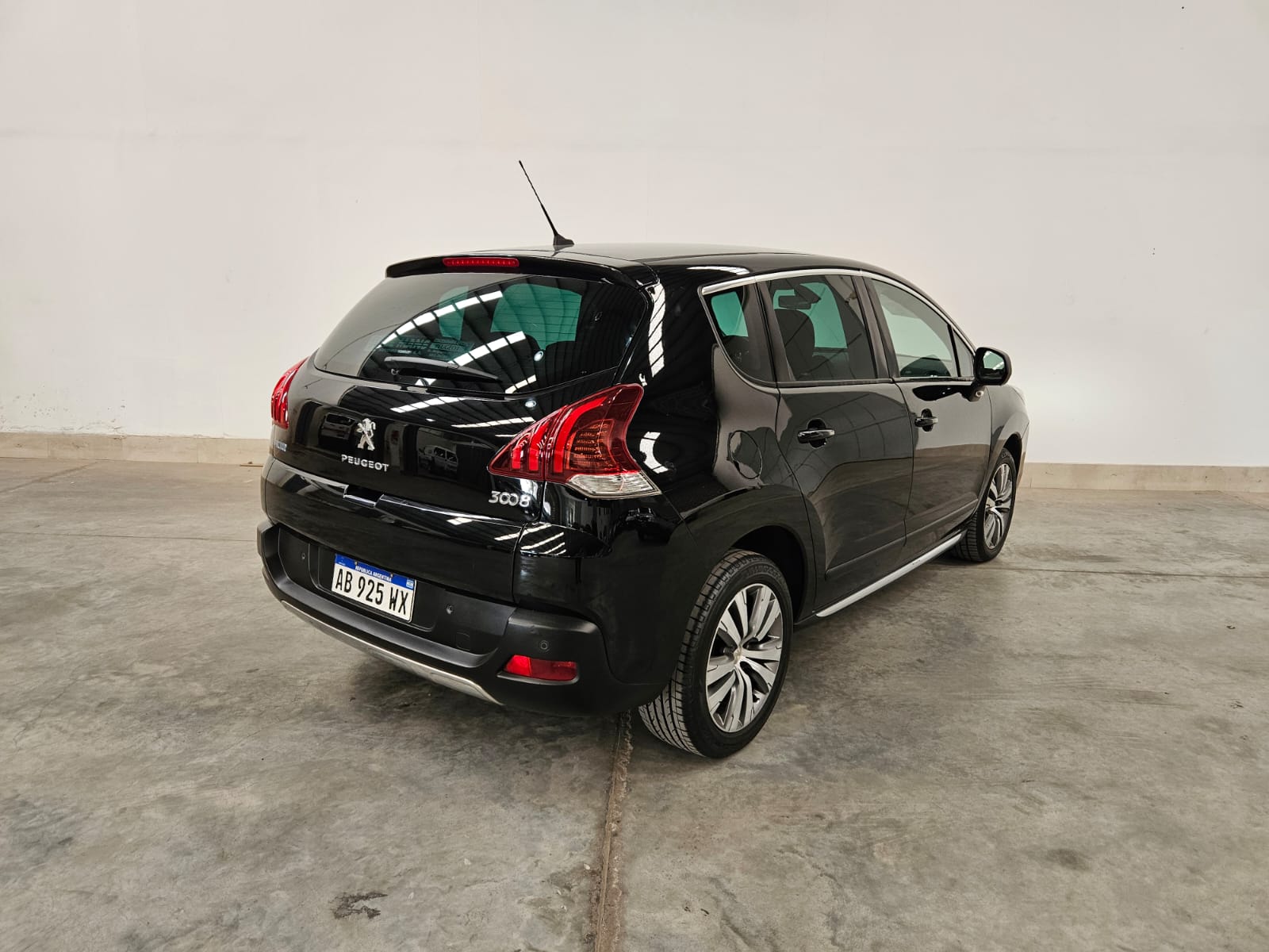 PEUGEOT 3008 ALLURE TIPTRONIC
