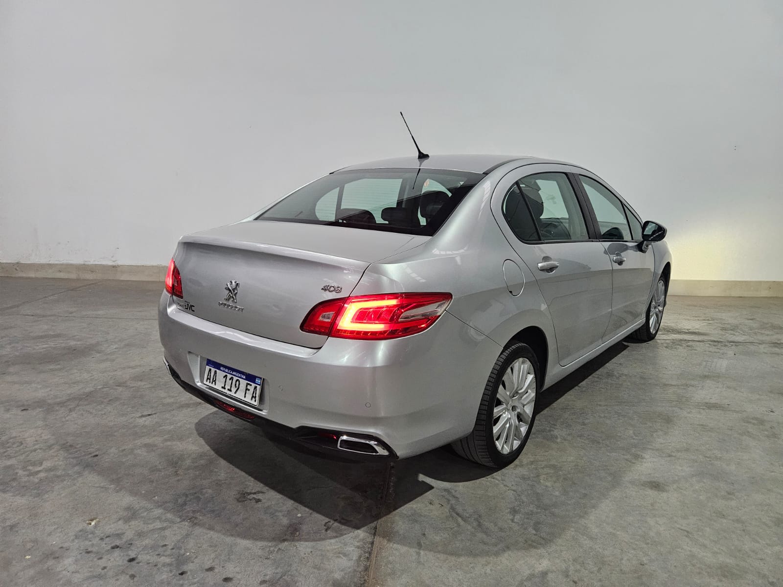 PEUGEOT 408 ALLURE PLUS THP