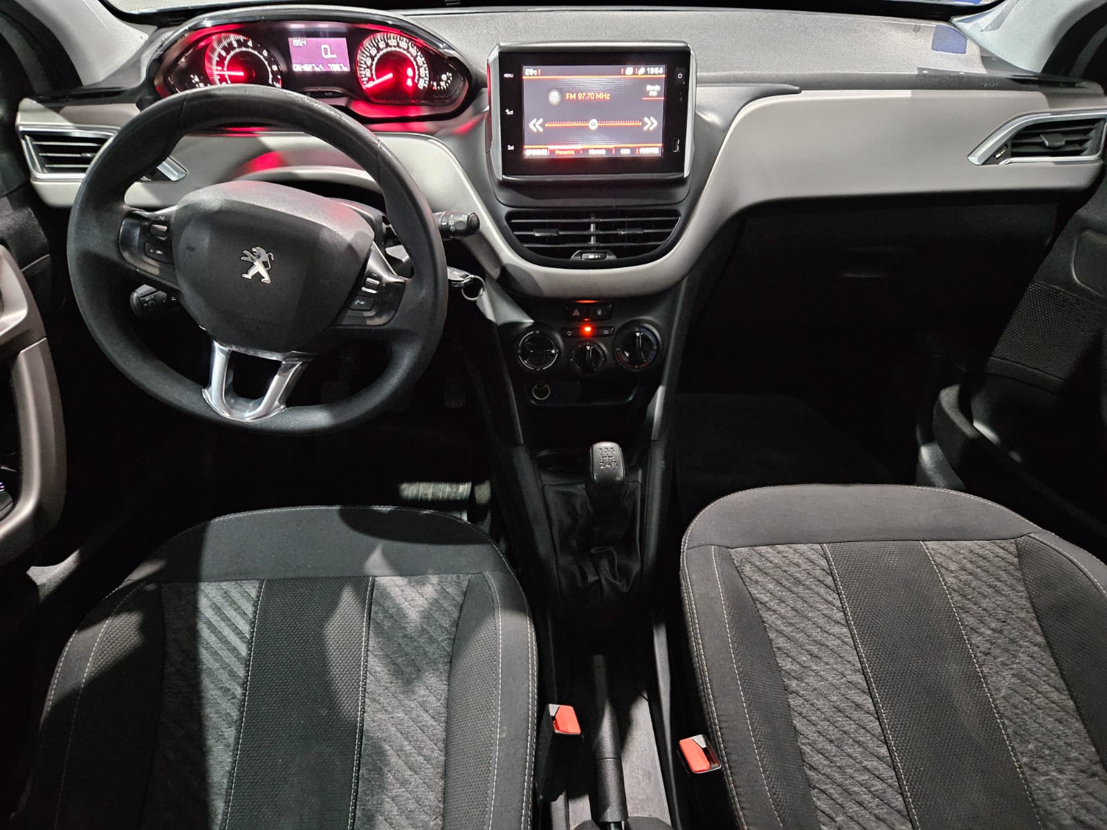 PEUGEOT 208 ALLURE 1.6