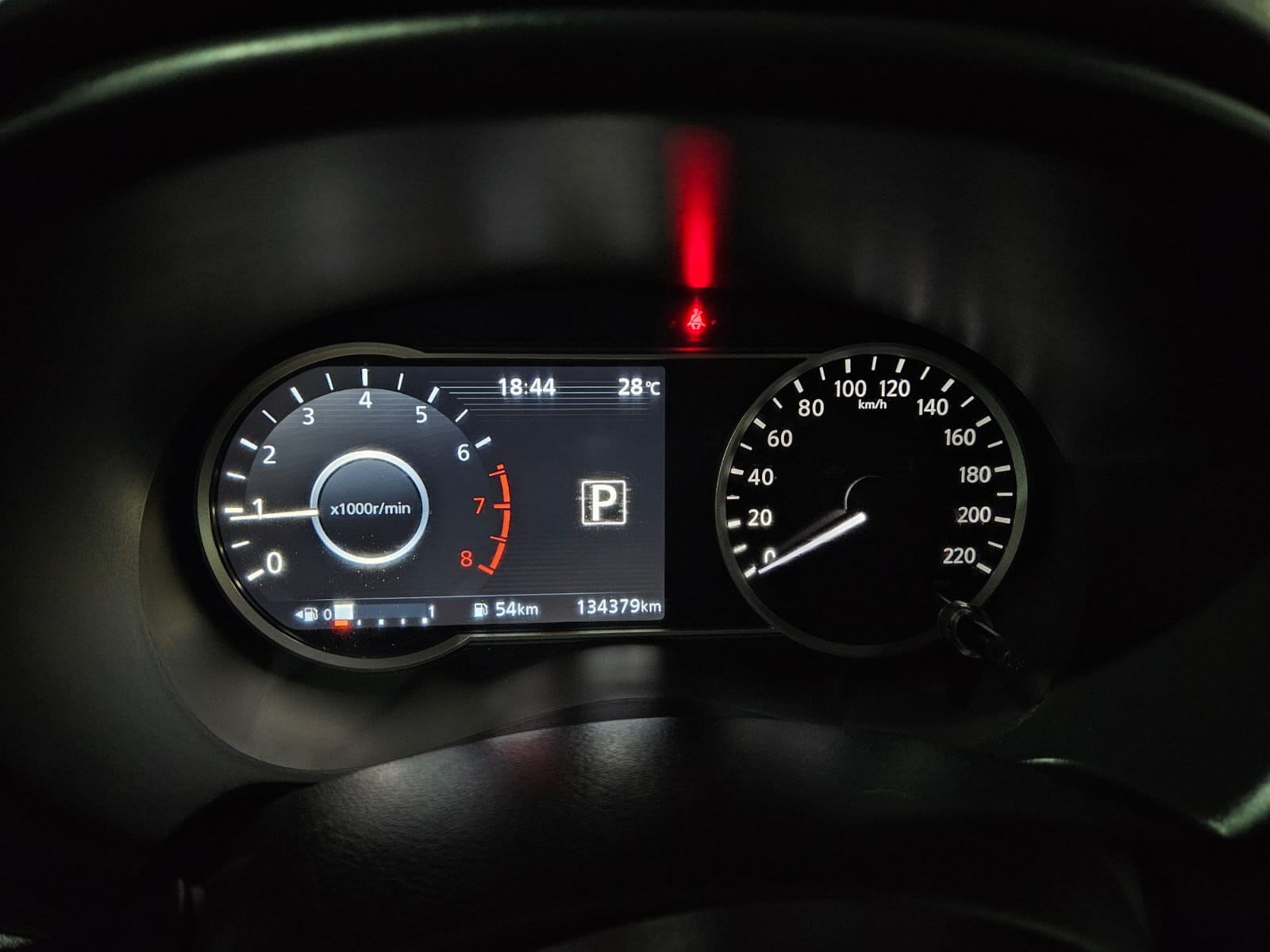 NISSAN KICKS EXCLUSIVE CVT