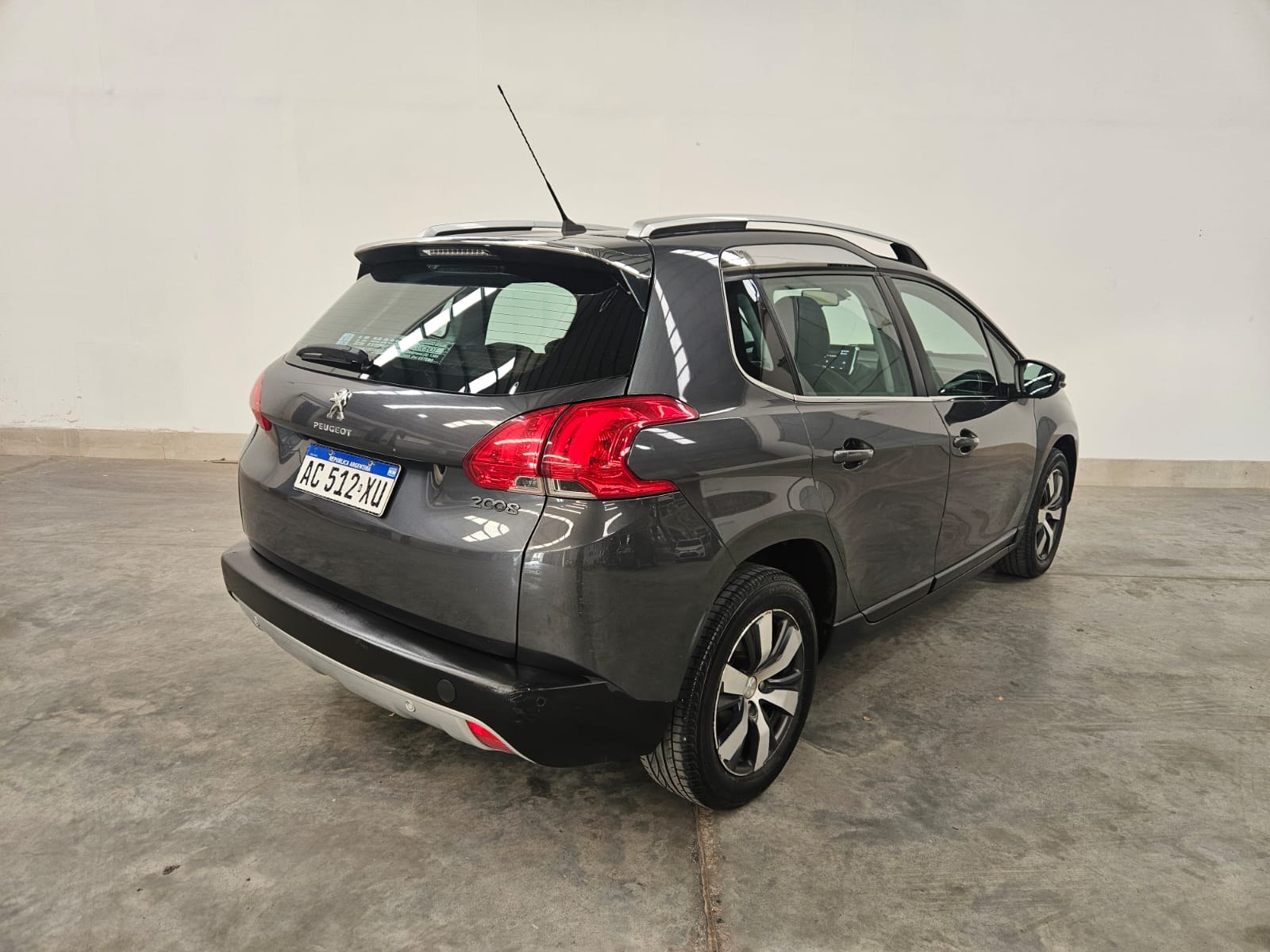 PEUGEOT 2008 FELINE 1.6N