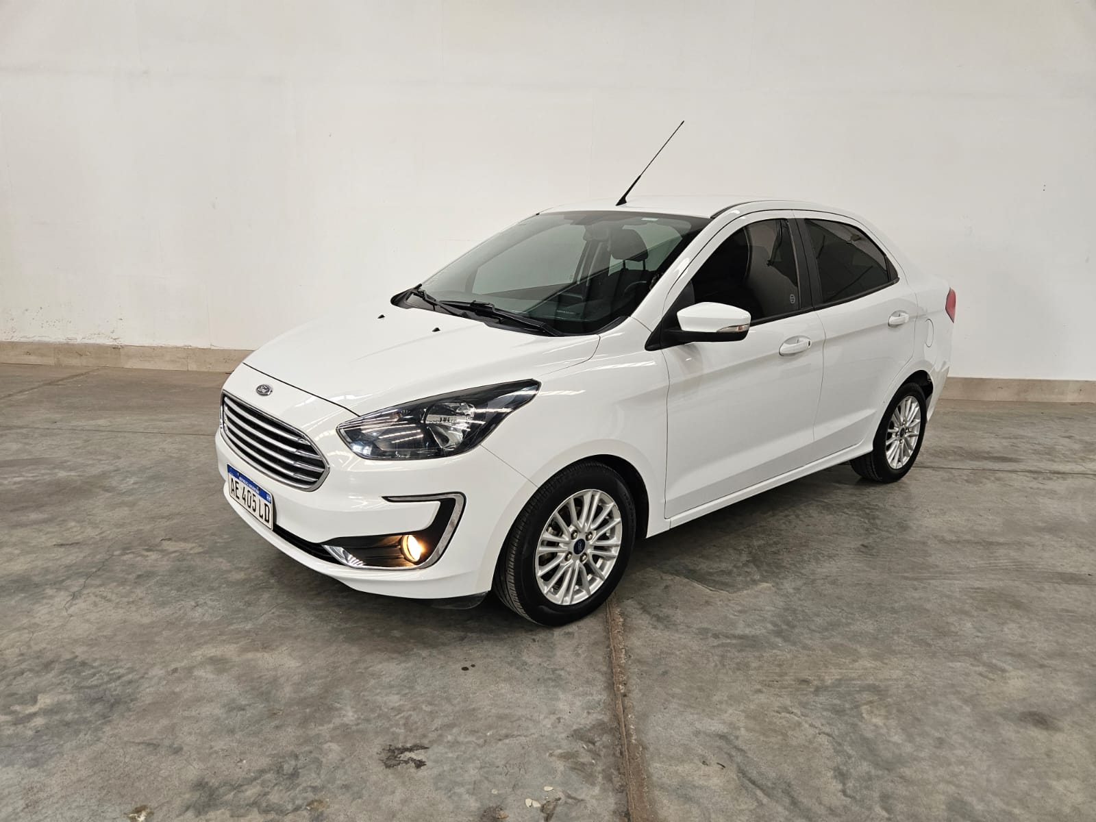 FORD KA SEL 1.5L AT - 4P