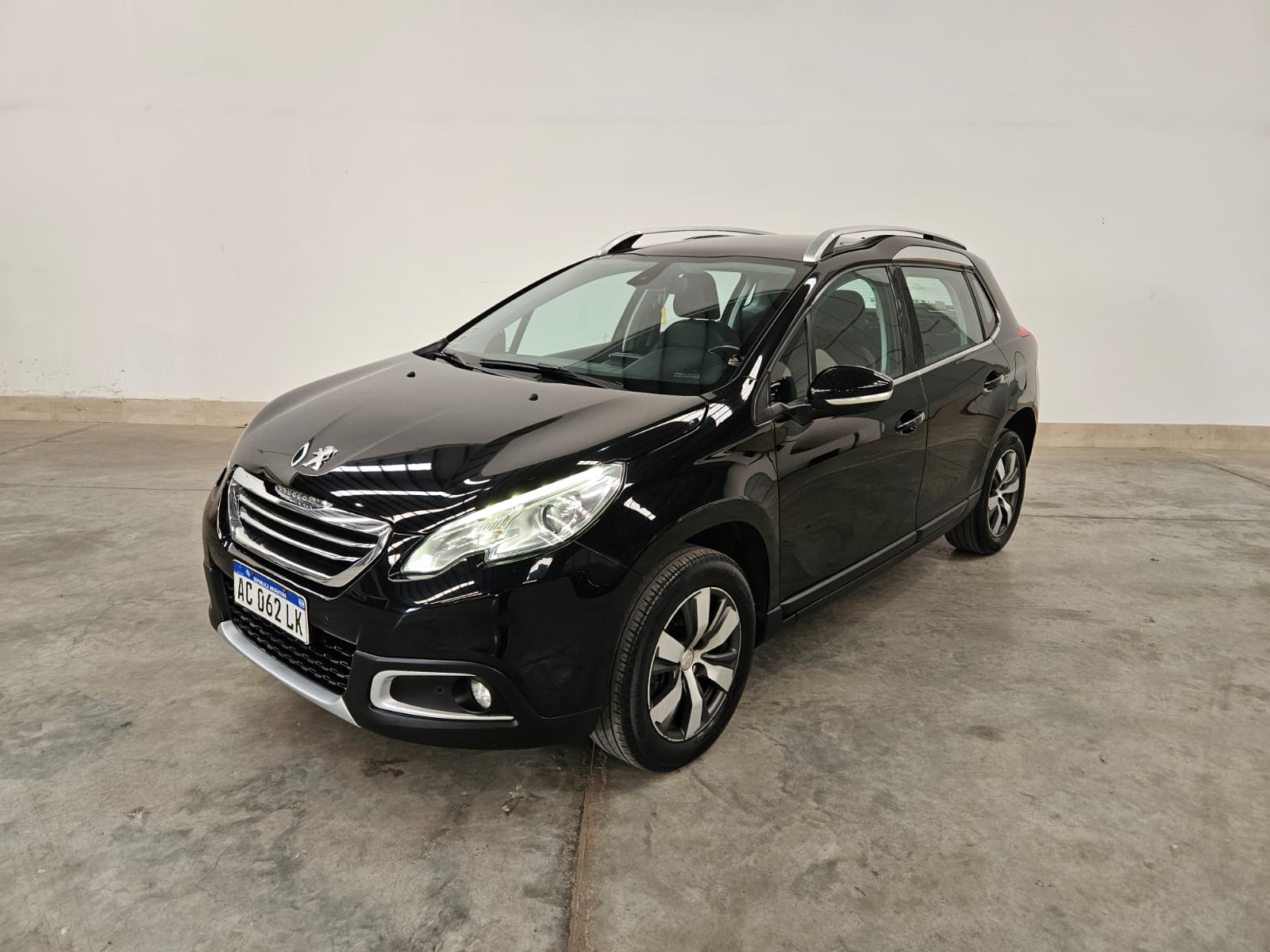 PEUGEOT 2008 FELINE 1.6N