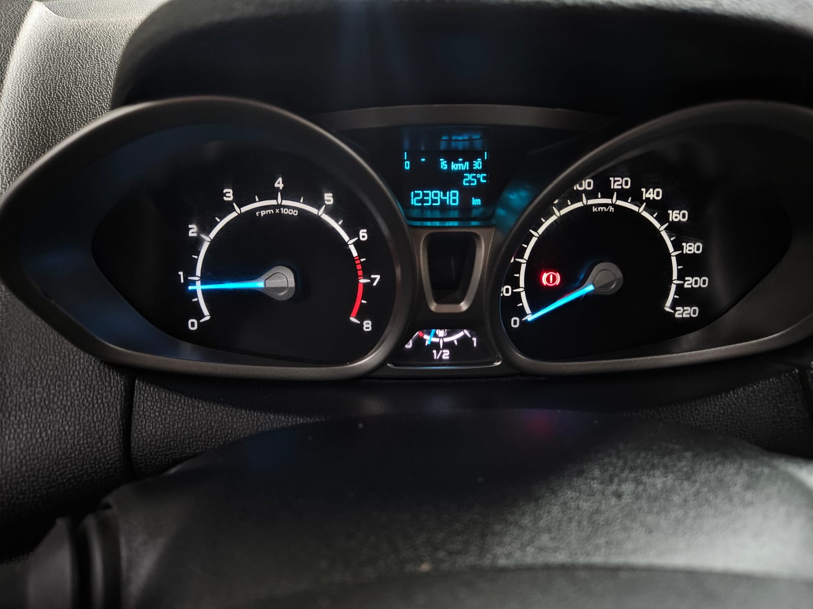 FORD ECOSPORT TITANIUM 2.0 L MT N
