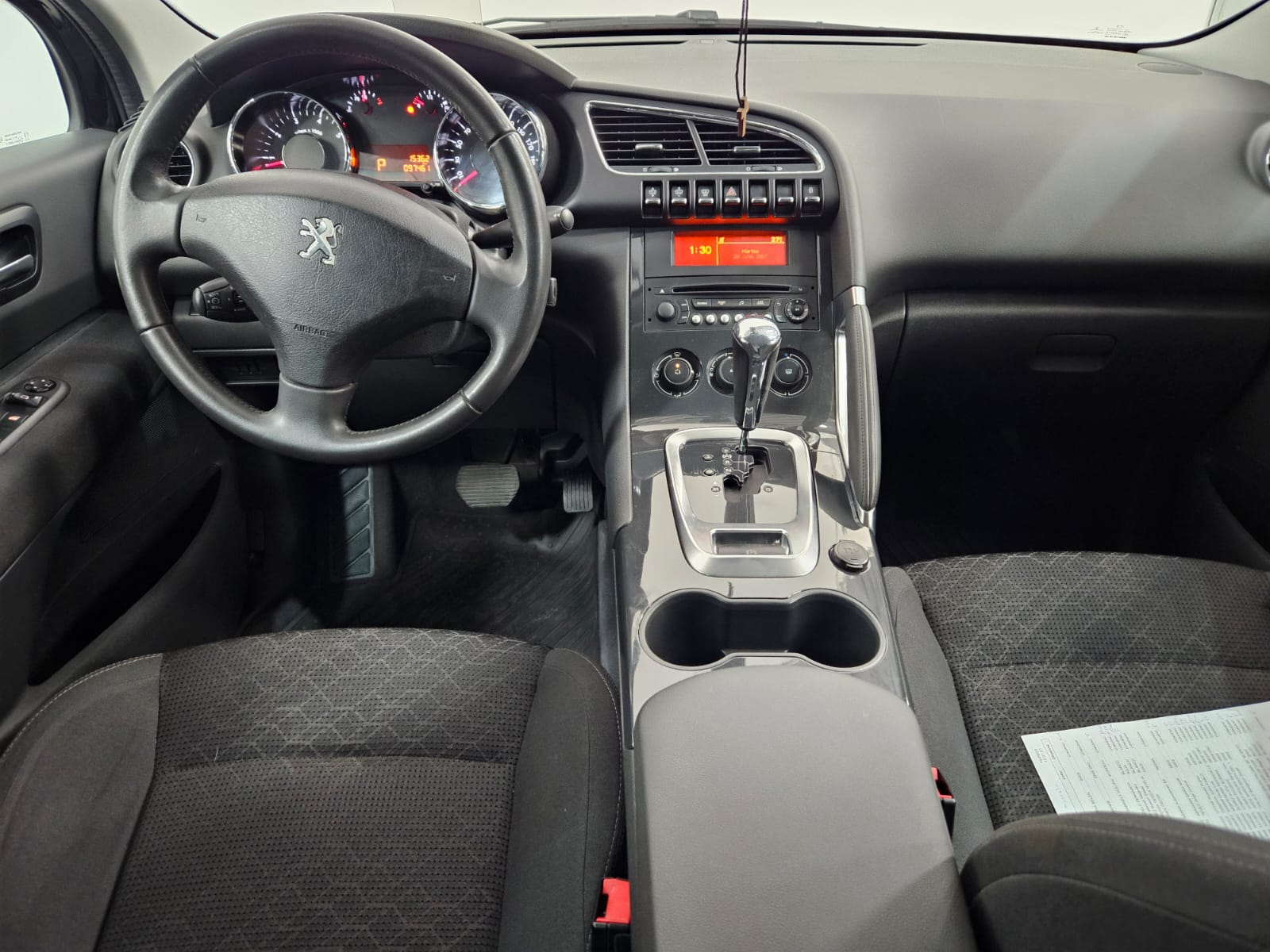 PEUGEOT 3008 ALLURE TIPTRONIC