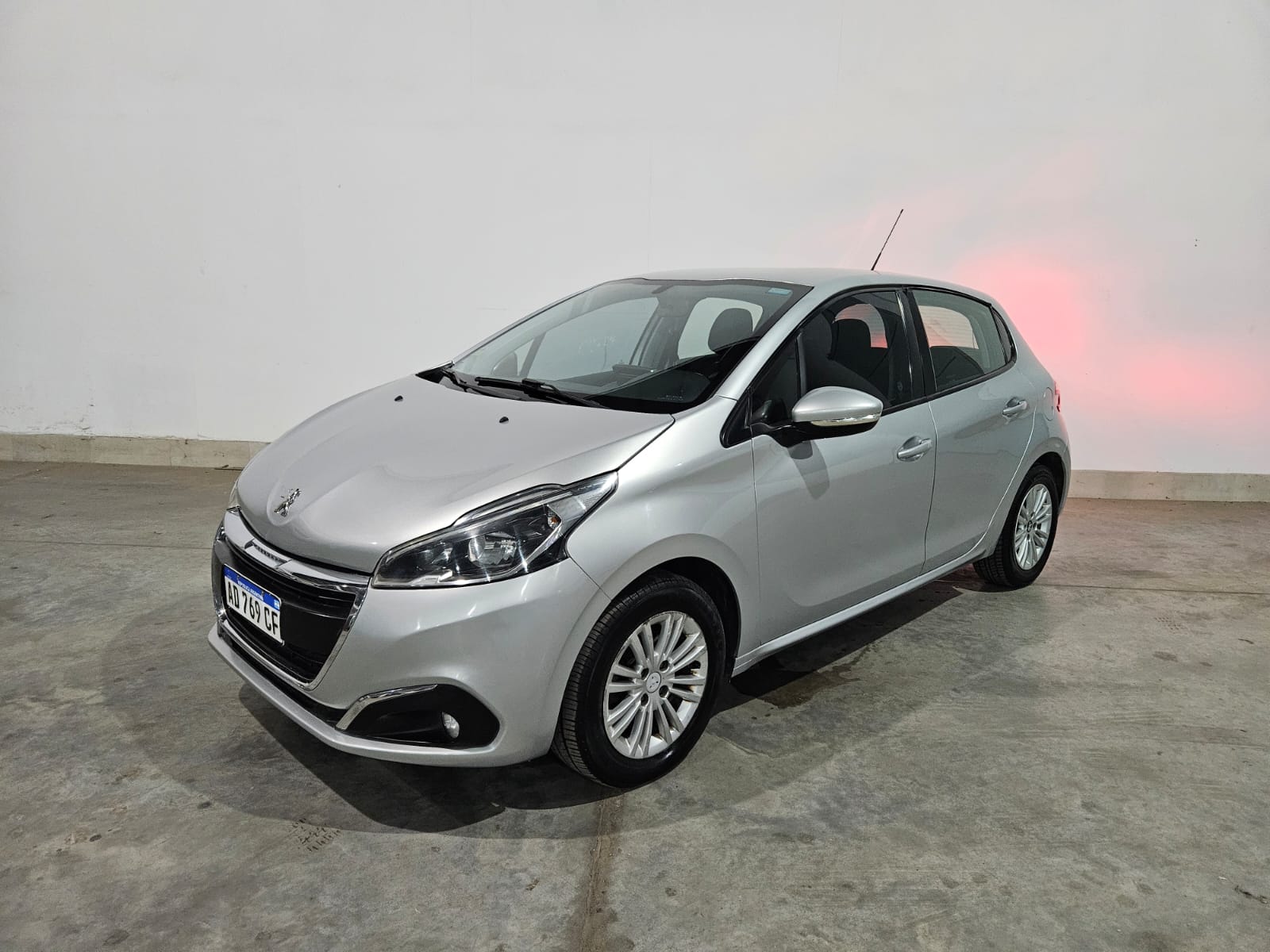 PEUGEOT 208 ALLURE 1.6