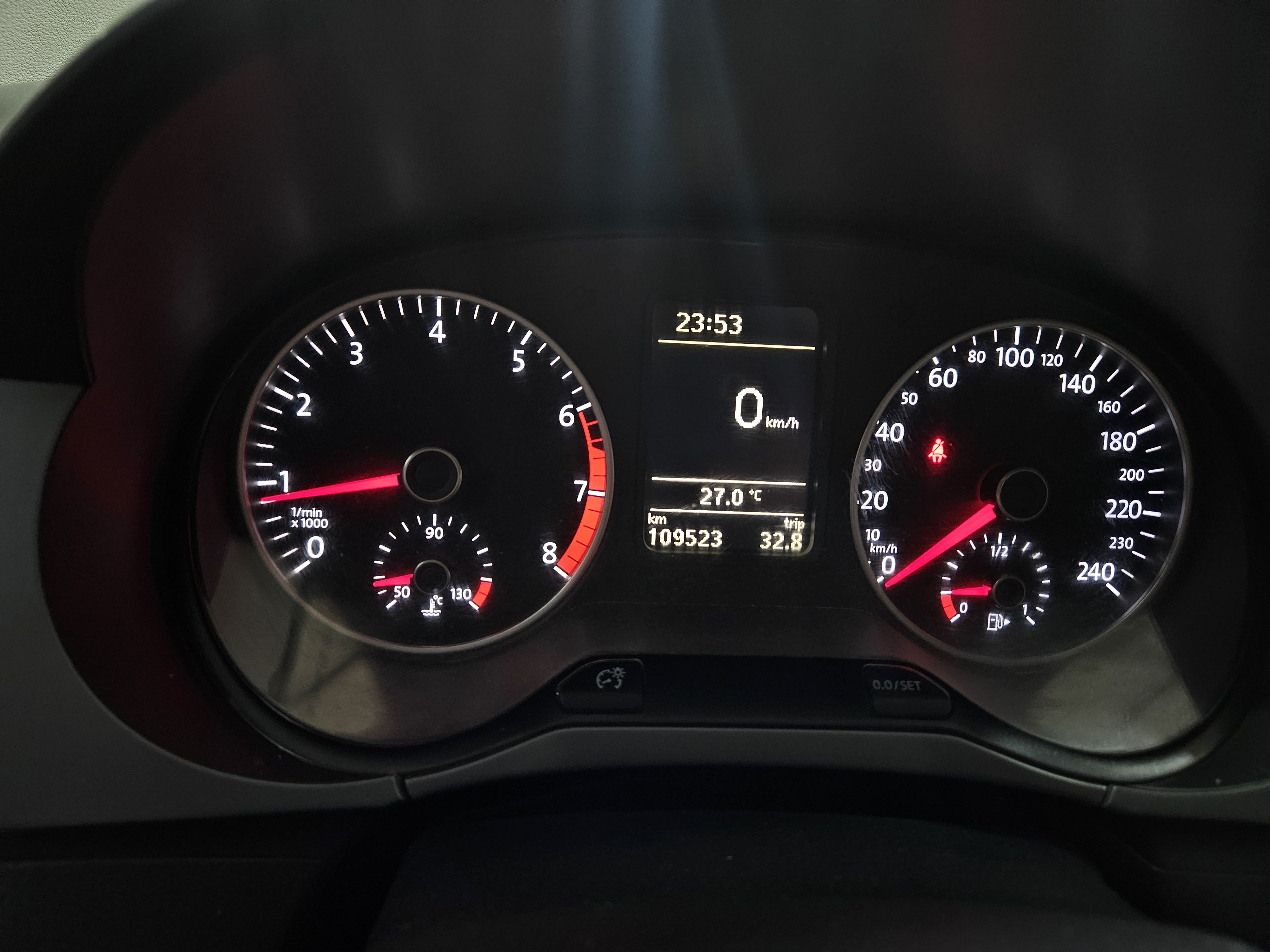 VOLKSWAGEN SURAN 1.6N
