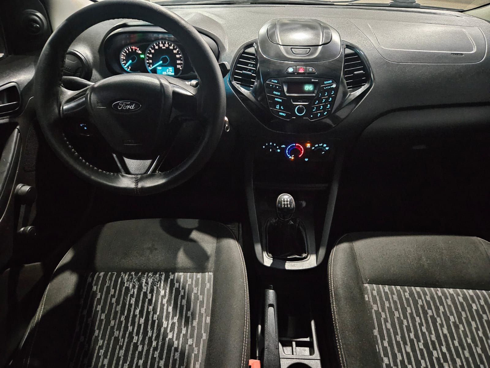 FORD KA SEDAN S