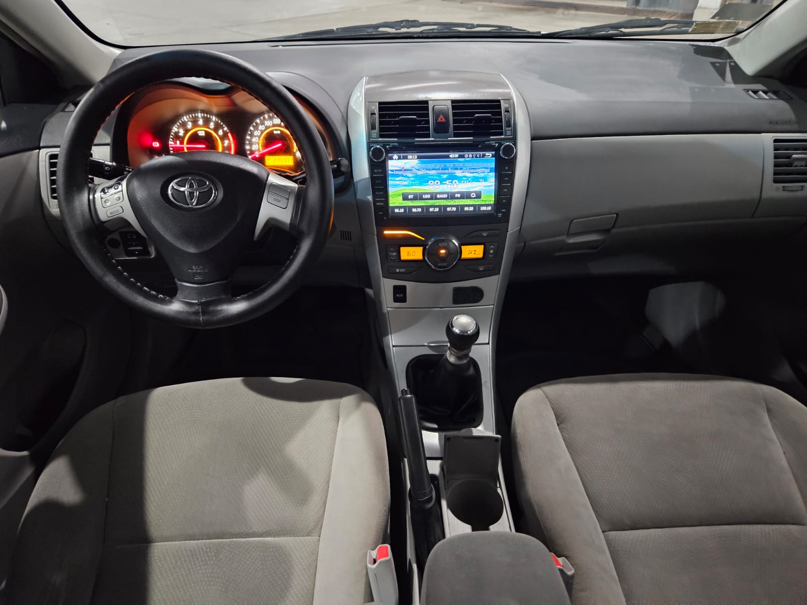 TOYOTA COROLLA XEI 1.8 M/T