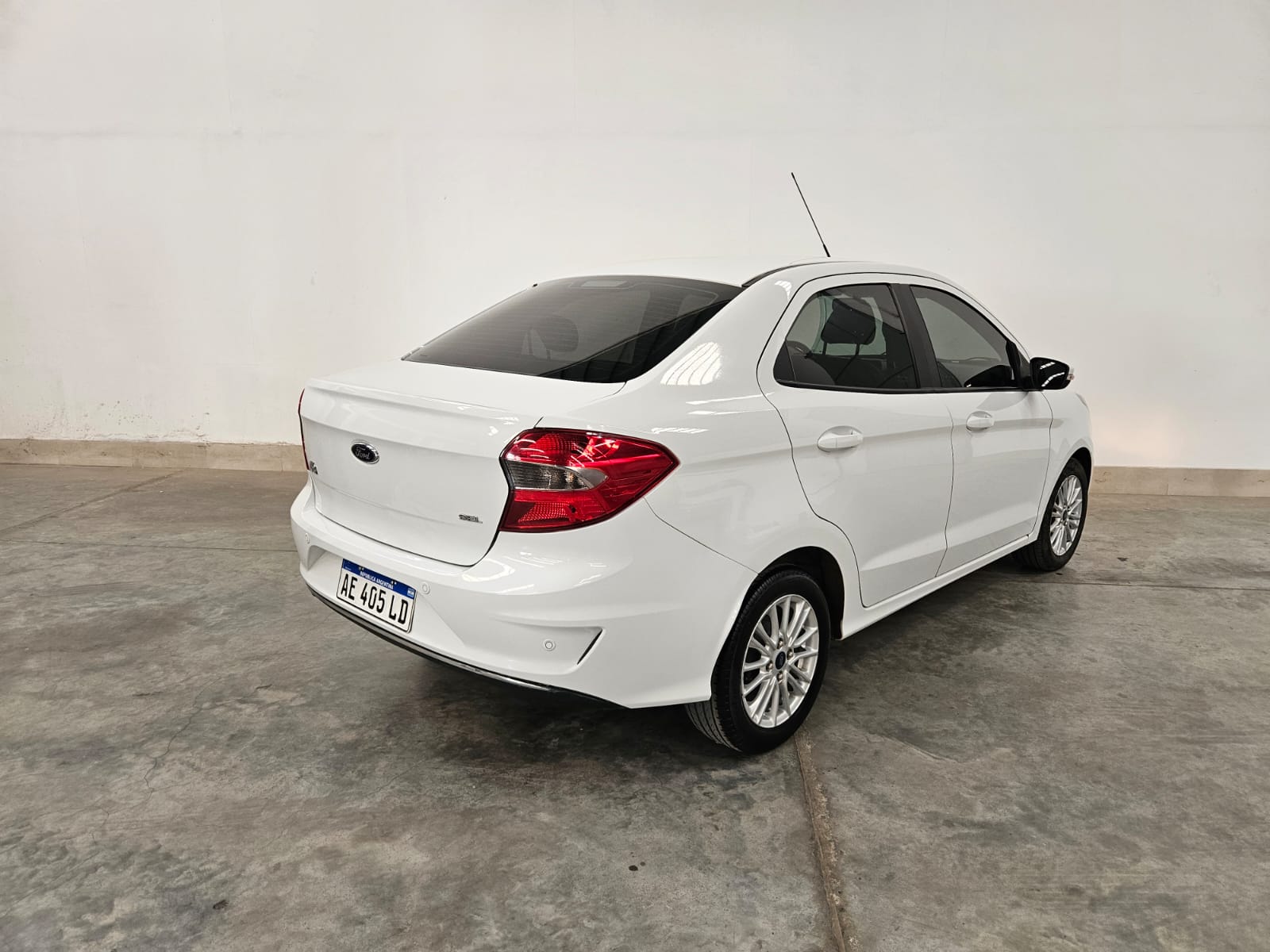 FORD KA SEL 1.5L AT - 4P