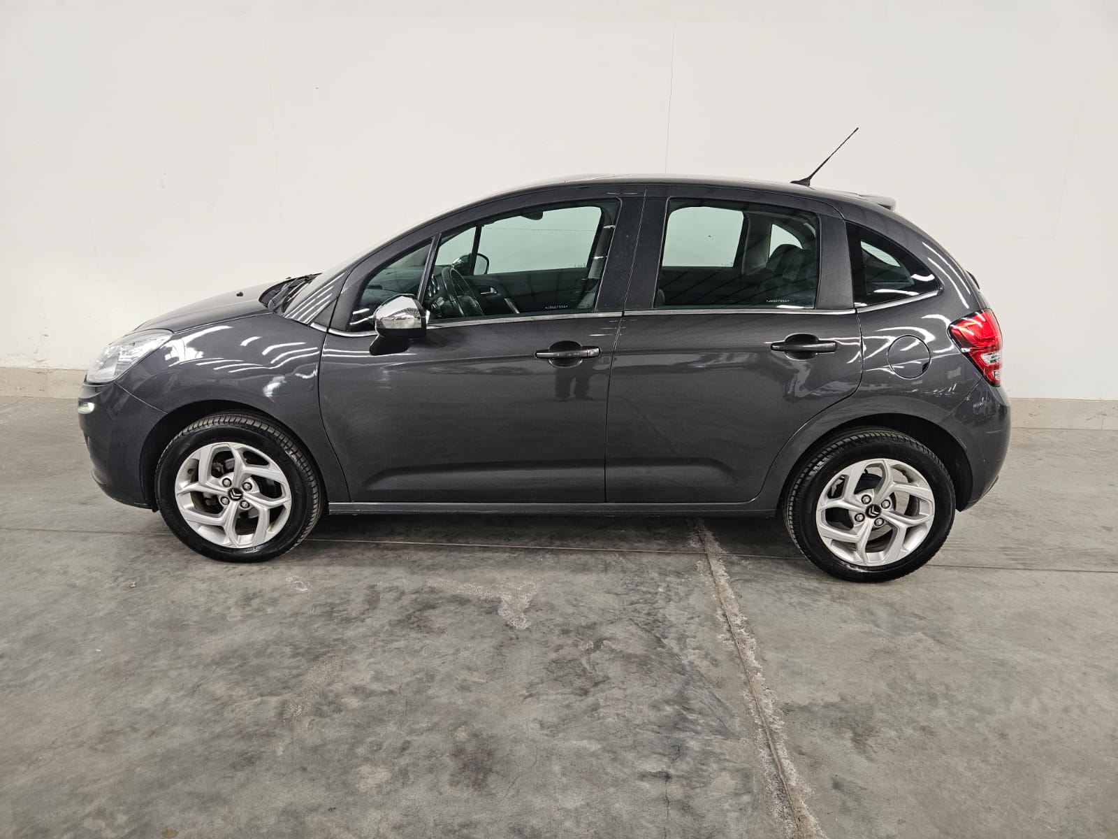 CITROEN C3 VTI 115 AT6 SHINE