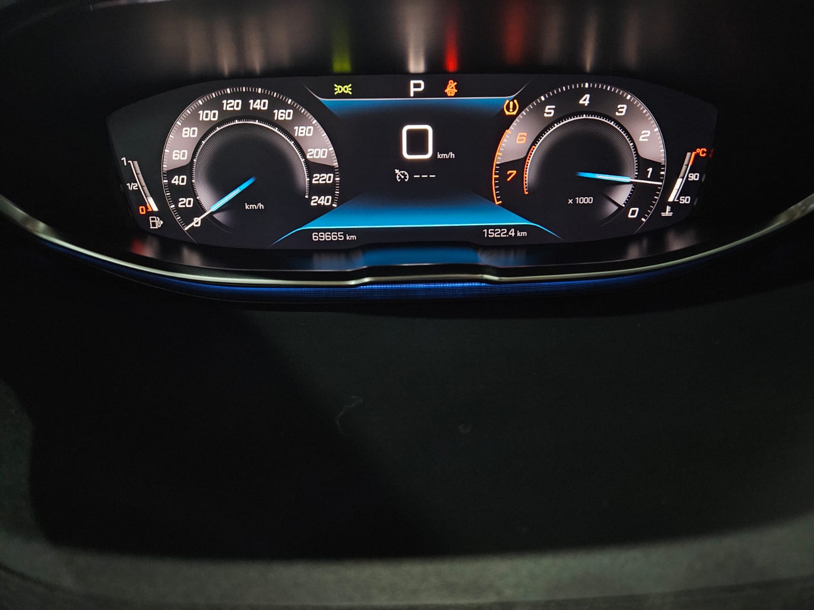 PEUGEOT 3008 ALLURE THP TIPTRONIC