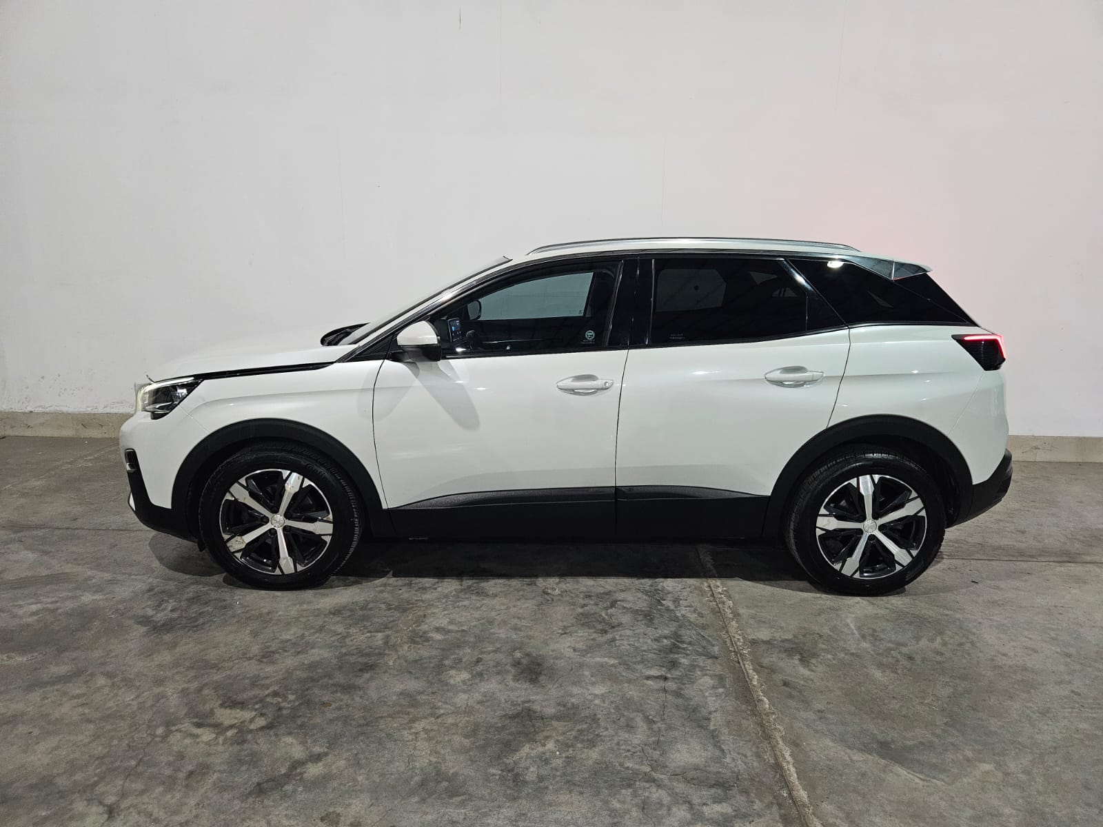 PEUGEOT 3008 ALLURE THP TIPTRO