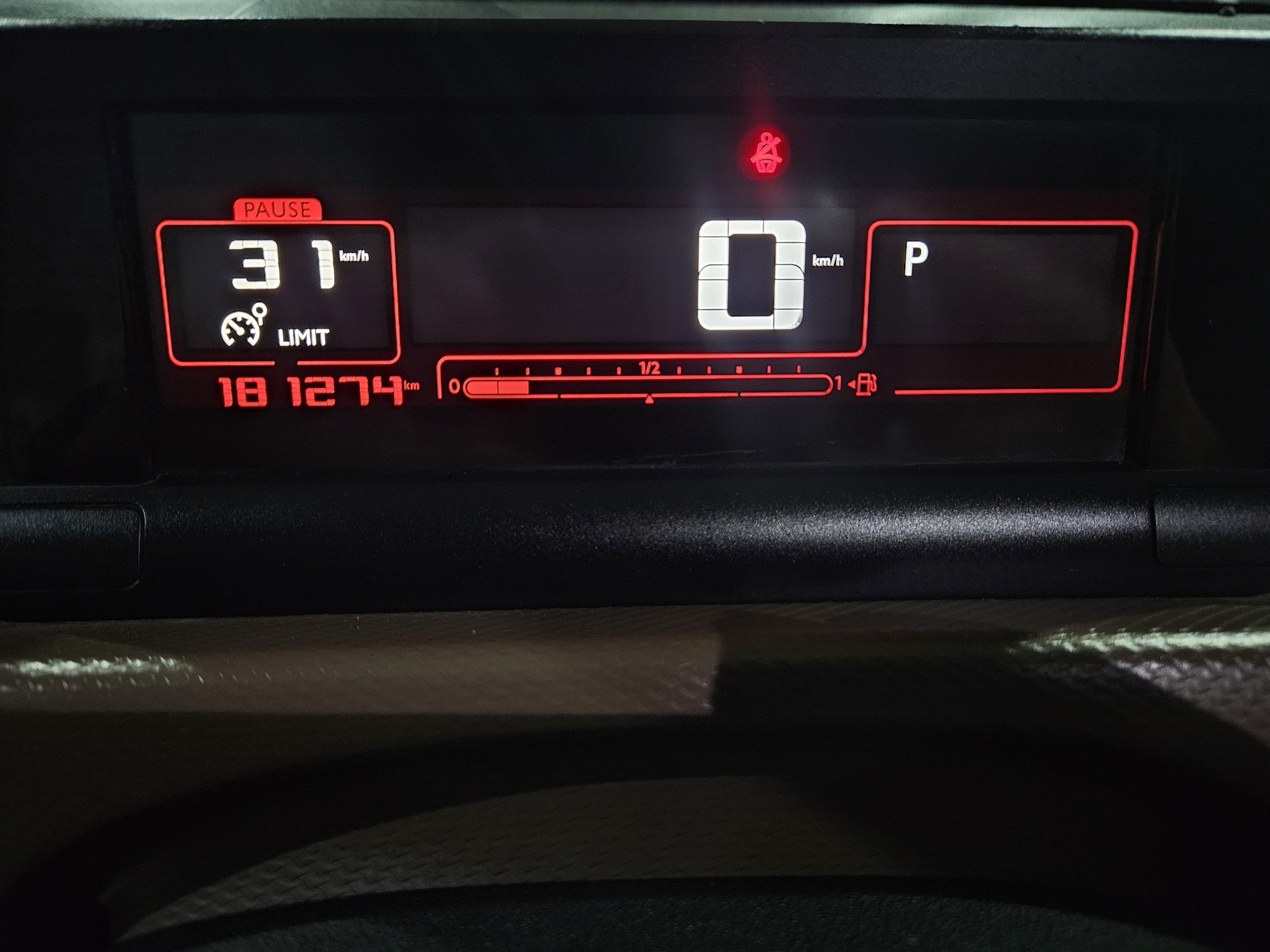 CITROEN C4 CACTUS PURETECH AT6 SHINE