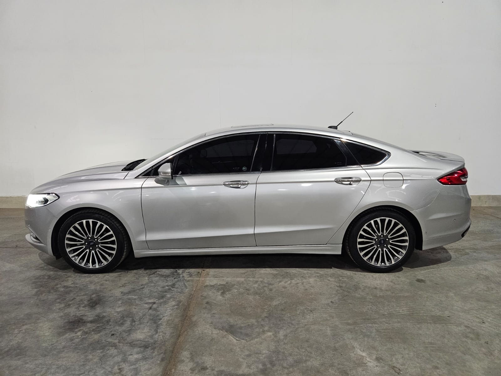 FORD MONDEO TITANIUM ECOBOOST 
