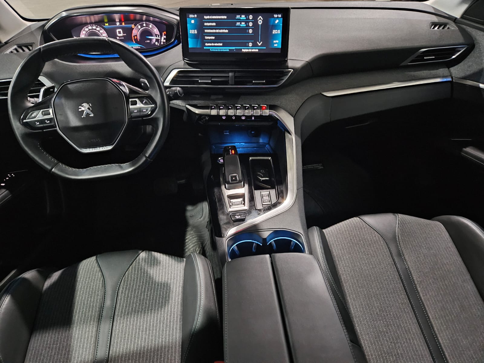 PEUGEOT 3008 ALLURE THP TIPTRONIC