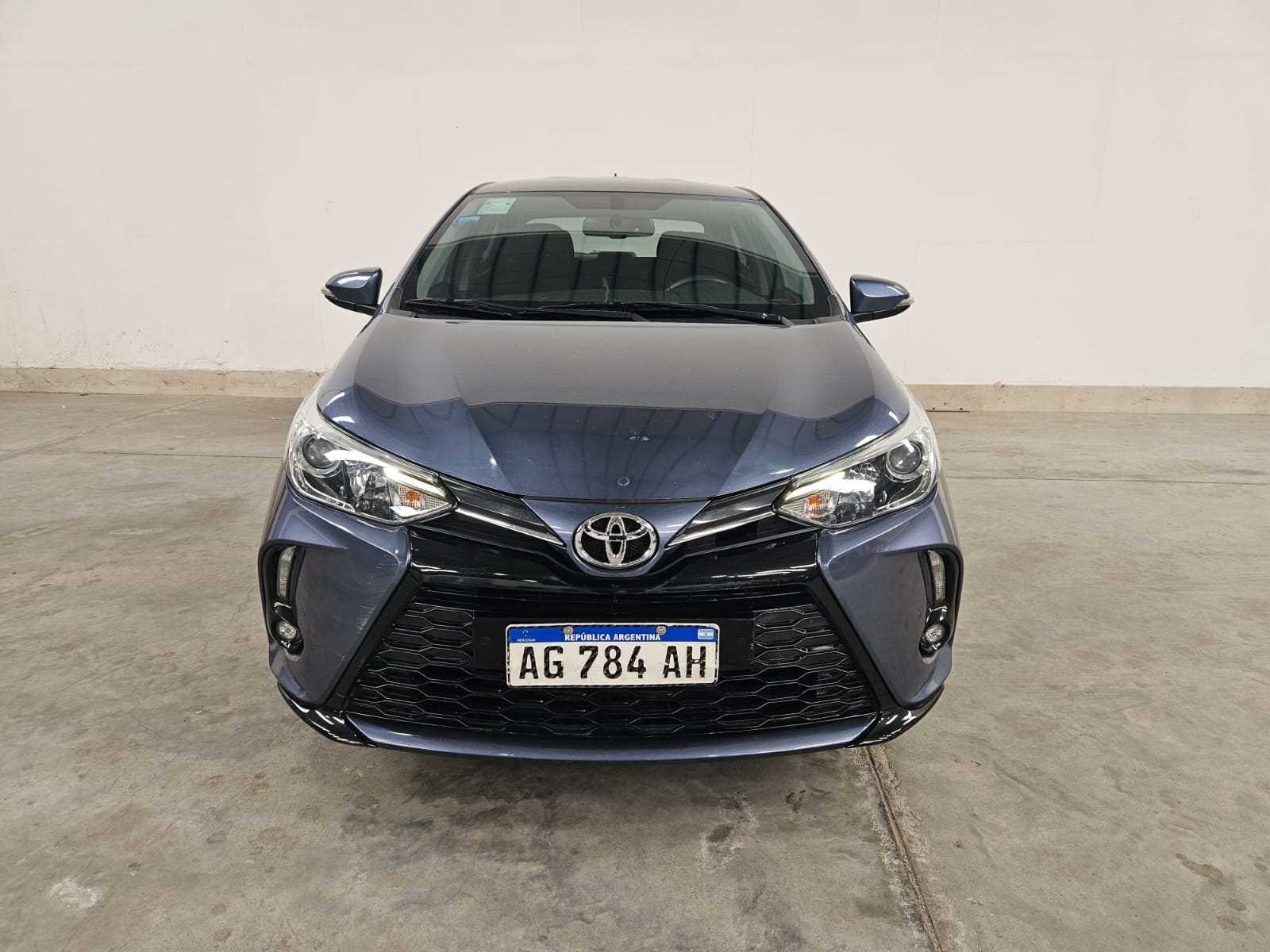 TOYOTA YARIS XLS 1.5 6M/T - 4P