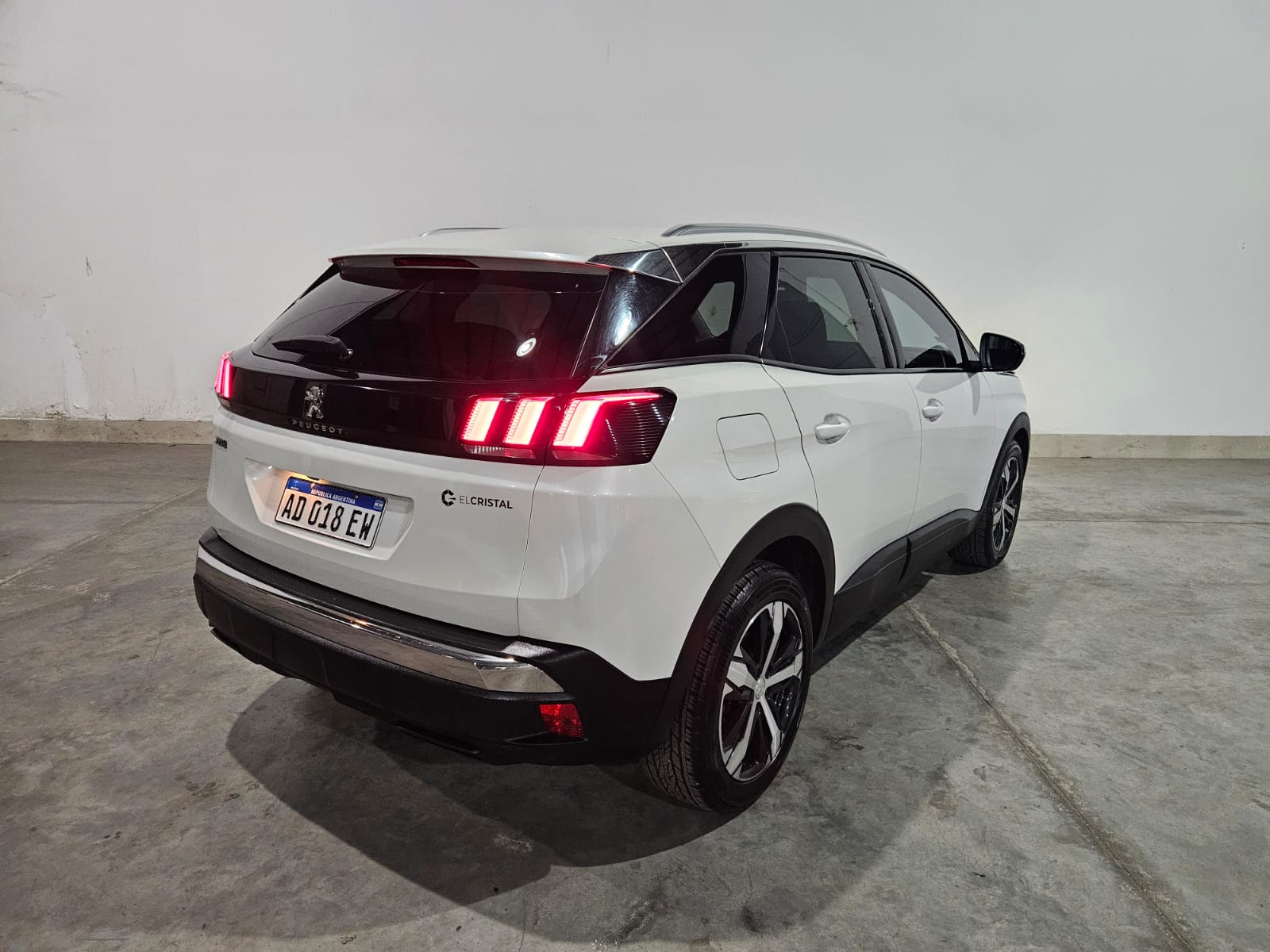 PEUGEOT 3008 ALLURE THP TIPTRONIC