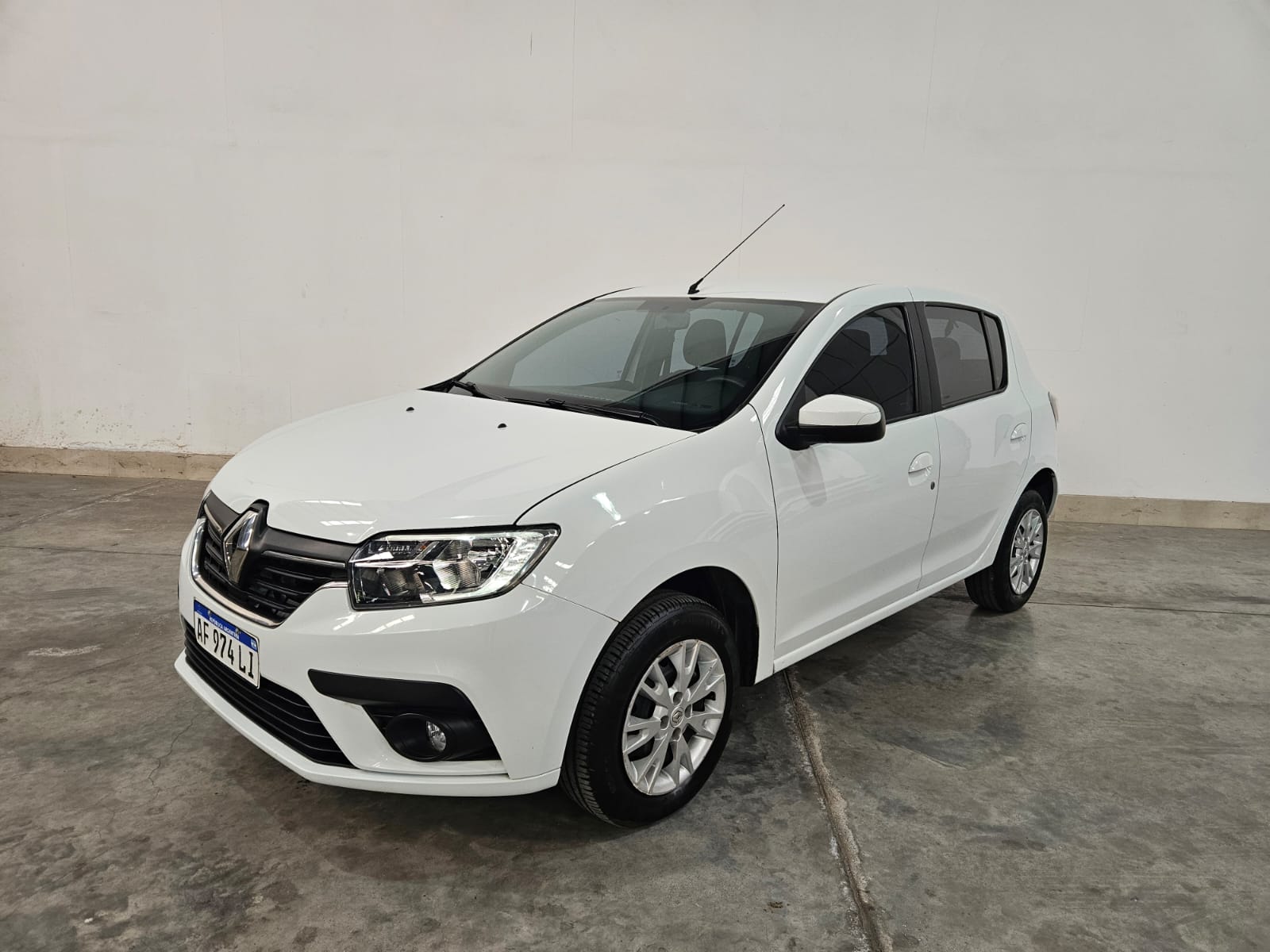 RENAULT SANDERO ZEN 1.6