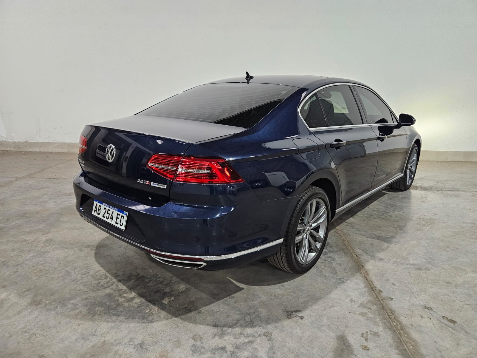 VOLKSWAGEN PASSAT 2.0 TSI